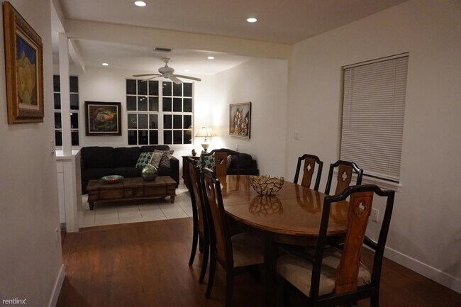 Foto del edificio - 3 br, 1 bath House - 5830 SW 47th St