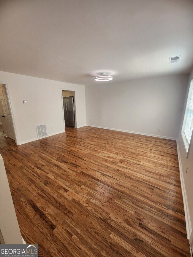 Foto del edificio - 2316 Strathmoor Manor Dr