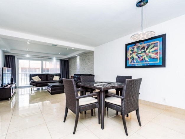 Building Photo - 2081 S Ocean Dr