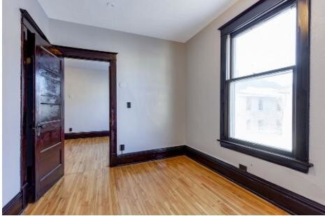 Building Photo - 2511 1st Avenue South, Unit 4