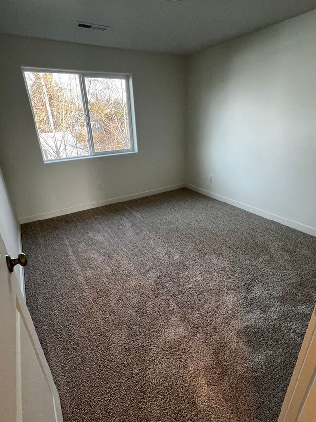 Building Photo - AMA363