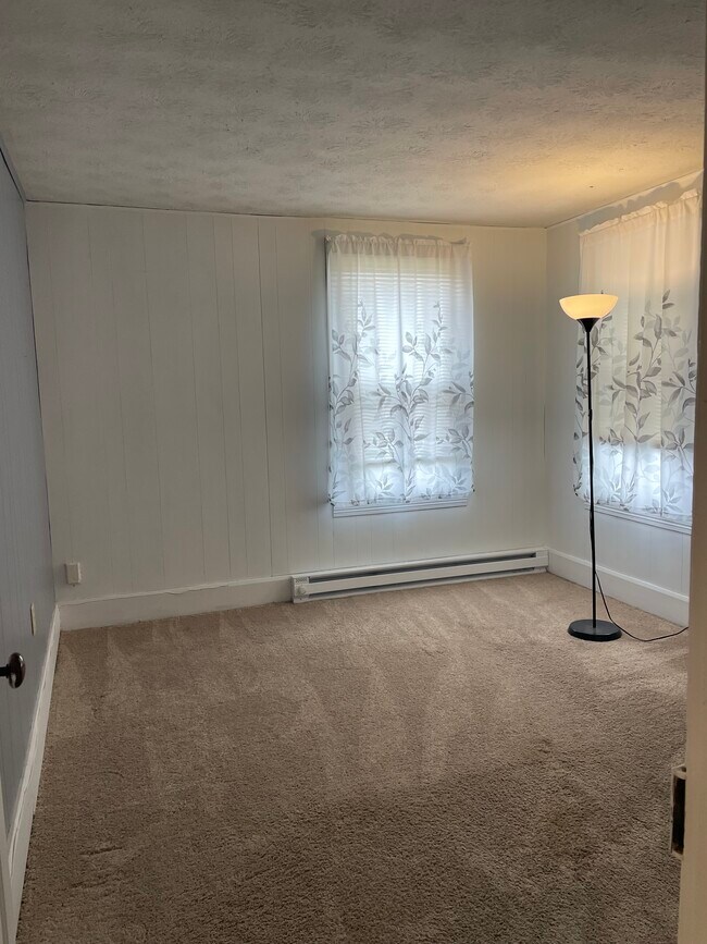 Dormitorio - 6 S 2nd St