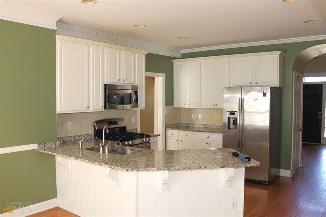 Building Photo - 125 Pine Shoals Trail