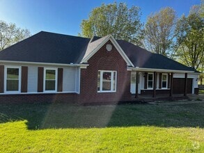 Building Photo - 59 Nelson Dr