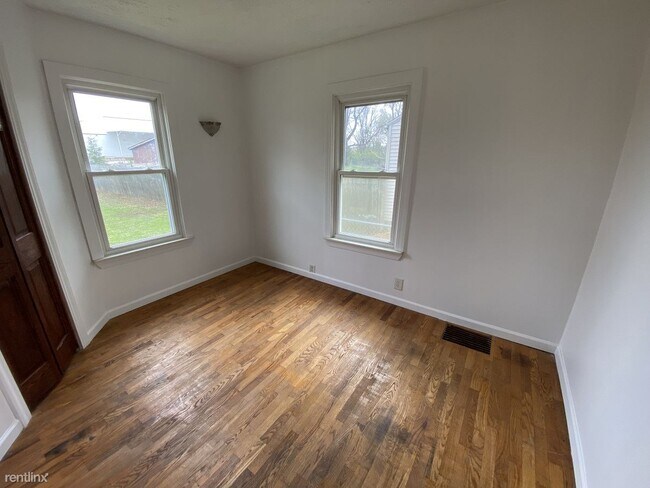 Building Photo - 2 br, 1 bath House - 143 Amos St