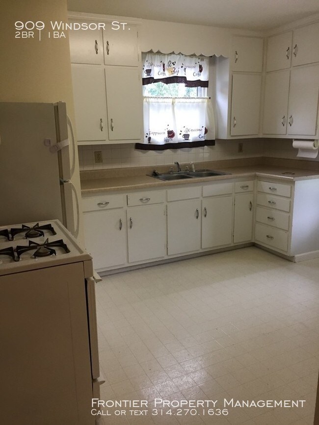 Foto del edificio - 2 Bedroom Brick Bungalow in Boonville