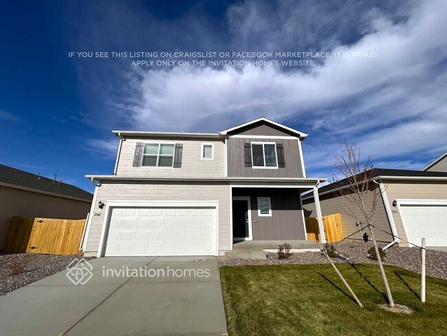 Building Photo - 2141 Christina St