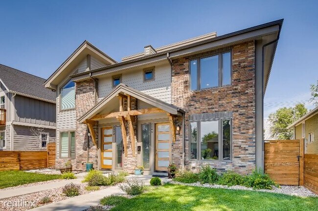 Foto del edificio - 3 br, 2.5 bath Townhome - 2446 S Bannock St