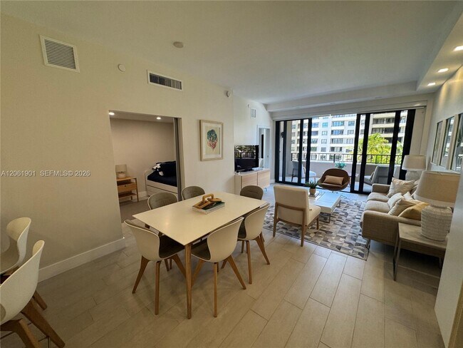 Building Photo - 201 Crandon Blvd
