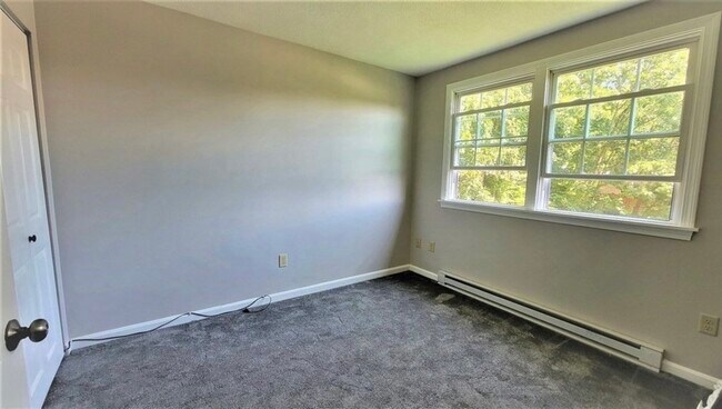 Building Photo - 198 Boston Post Rd E