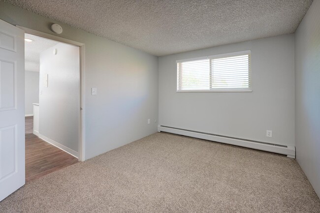Bedroom - Reserve at Water Tower Village