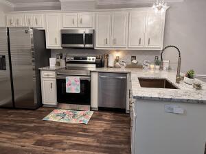 Building Photo - 510 Goodale Court
