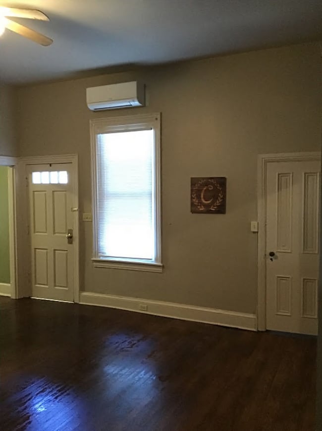 Building Photo - 134 E Queen St