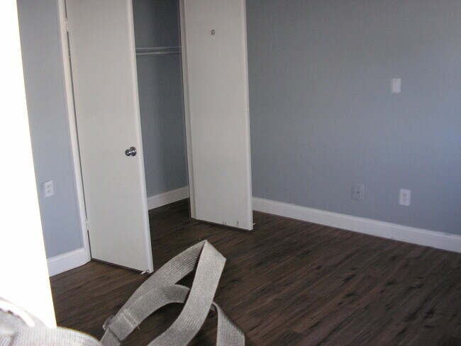 Foto del edificio - 204 N Warren St