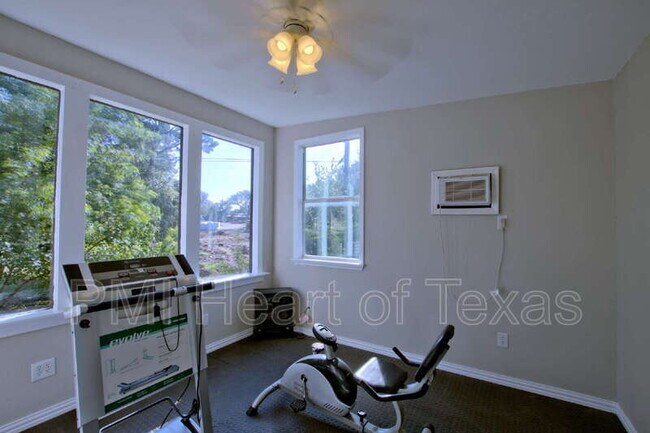 Foto del edificio - 631 Co Rd 270