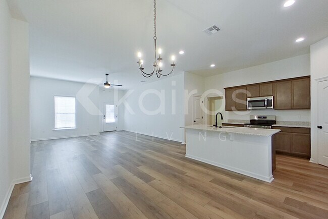 Foto del edificio - 109 Hendrix Rd