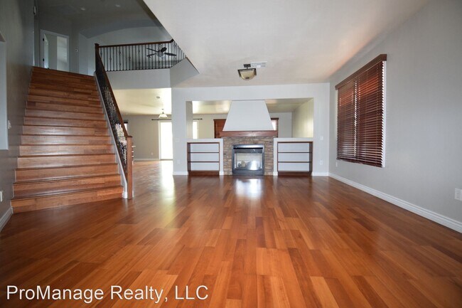 Building Photo - 5 br, 3 bath House - 4030 W Saint Anne Ave