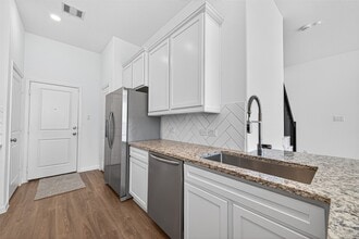 Building Photo - 5703 Foggy Vine Ct