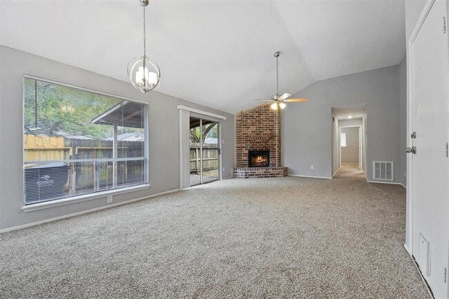 Building Photo - 22101 Moss Falls Ln