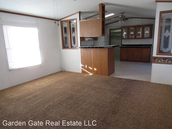 Foto del edificio - 3 br, 2 bath House - 2690 Sunset