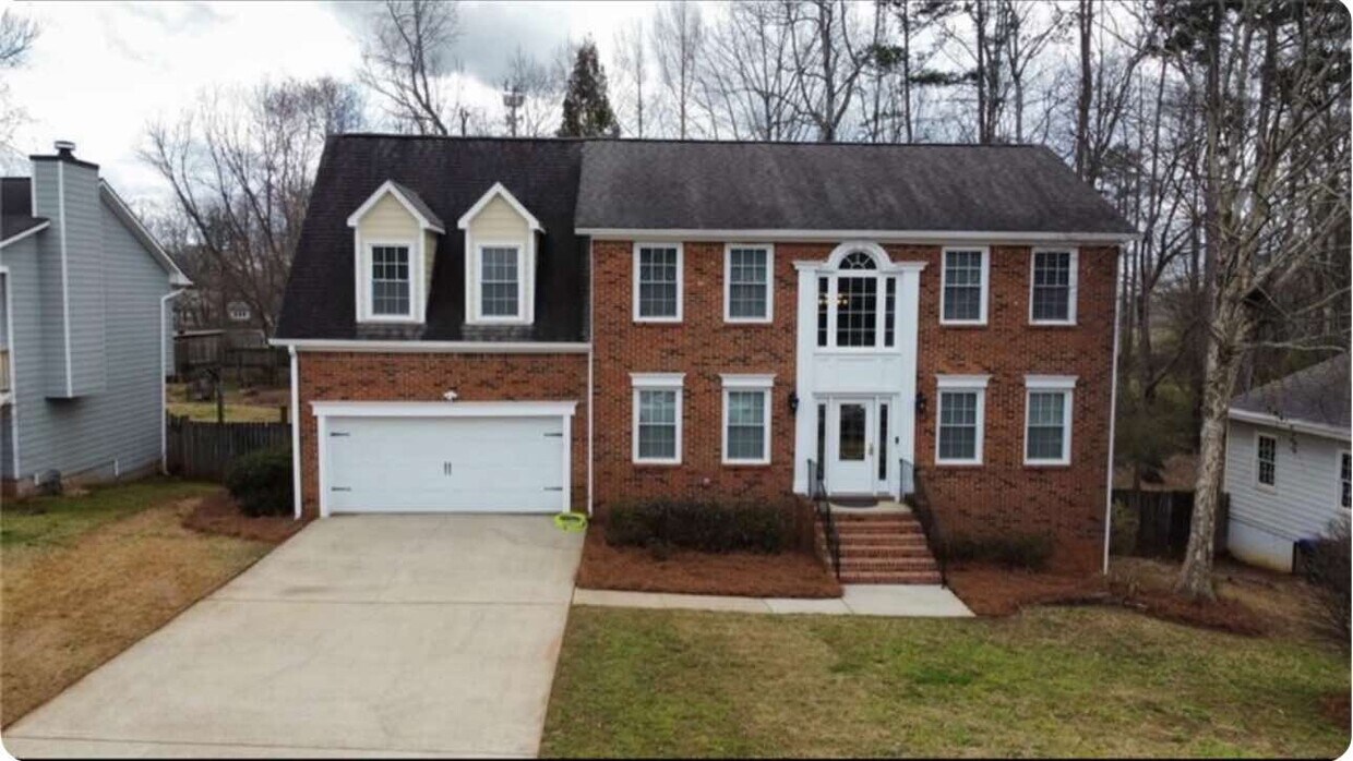 Building Photo - 1848 Stonebrook Way