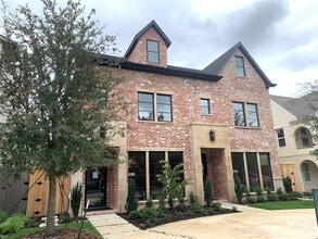 Building Photo - 4421 Emerson Ave