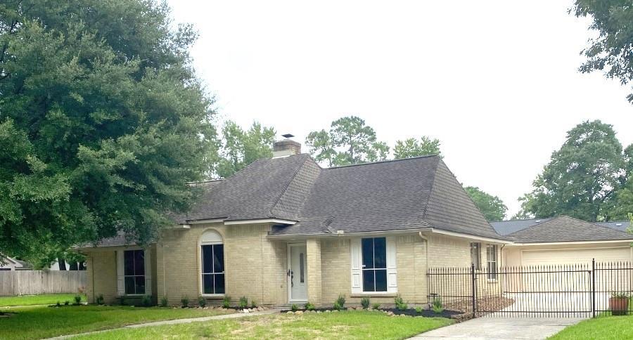 Primary Photo - 2338 Brookdale Dr