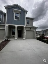 Building Photo - 3063 Chantilly Dr