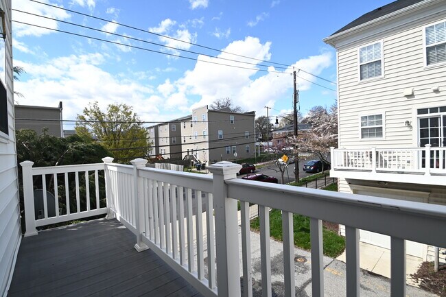 Foto del edificio - 4289 South Capitol St SE