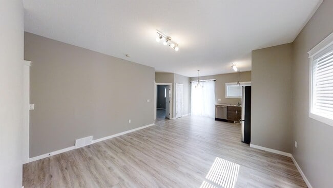 Photo du bâtiment - 8065 91 St