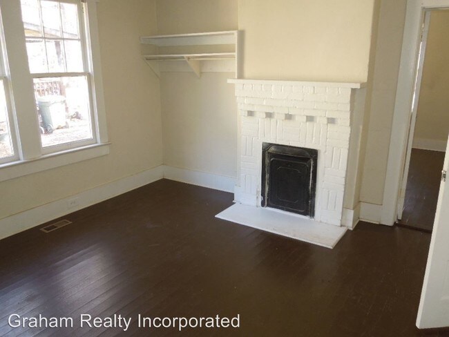 Building Photo - 1505 Highland Ave