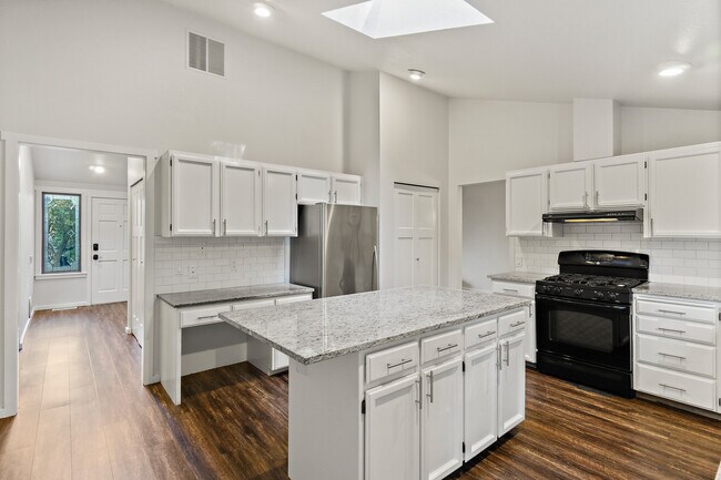 Foto del edificio - 20439 NE 3rd St