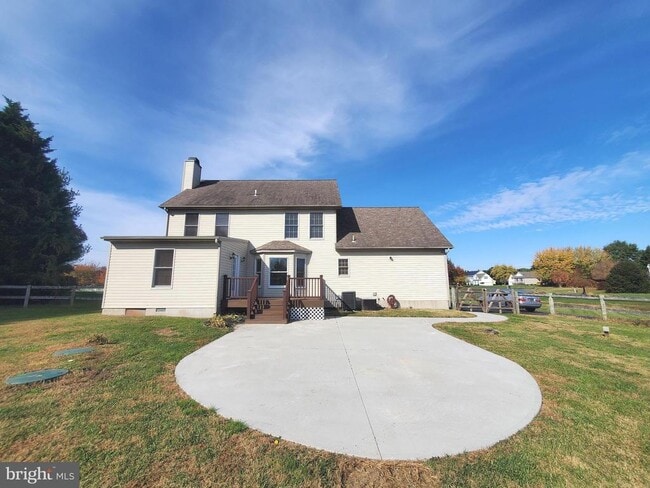 Building Photo - 614 E Pebworth Rd