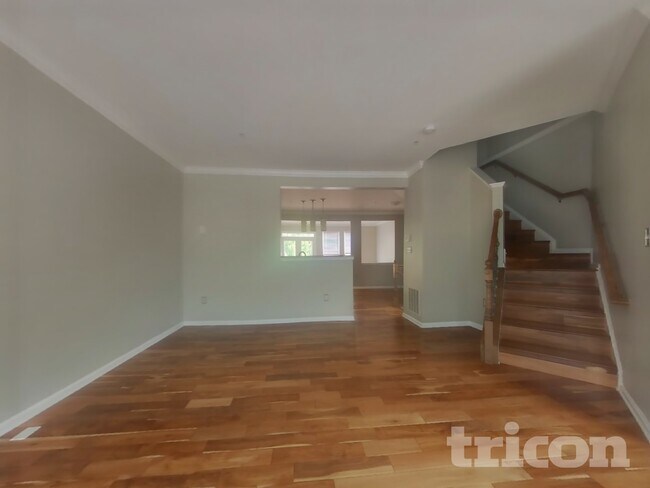 Foto del edificio - 1711 Crimson Pl