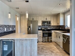 Building Photo - 3717 Webber Rd