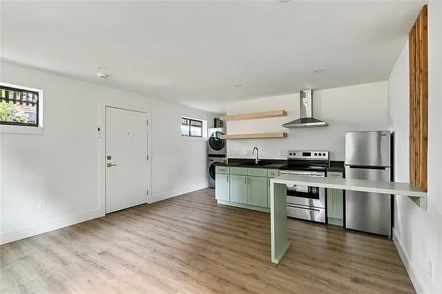 Foto del edificio - 2115 Danneel St