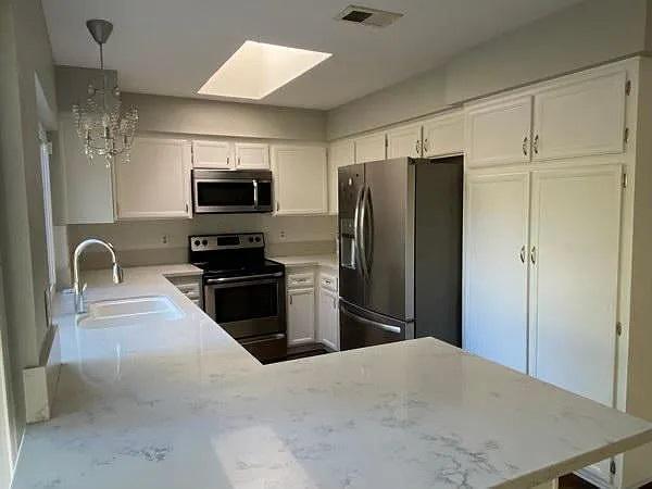 Building Photo - 218 Skyridge Ln