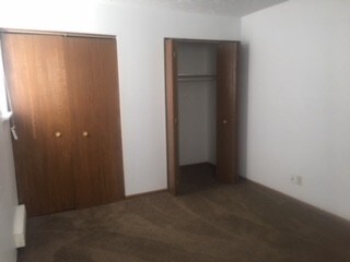 Building Photo - 670 King St