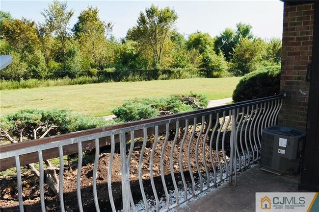 Building Photo - 1637 Raspberry Ct