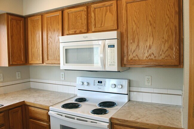 Foto del edificio - 950 52nd Avenue Ct
