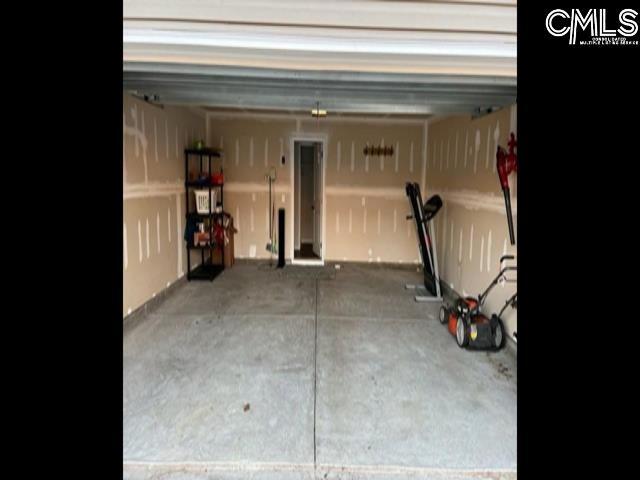 Building Photo - 613 Scribes Ln