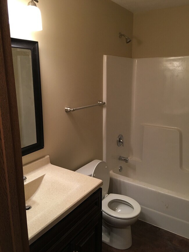 Foto del edificio - Newer Home In Safe Family Friendly Neighbo...