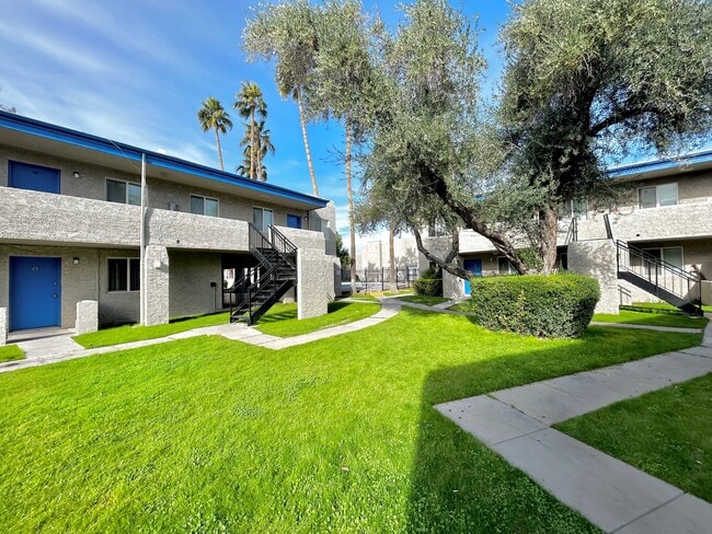 Building Photo - Viviendas Scottsdale