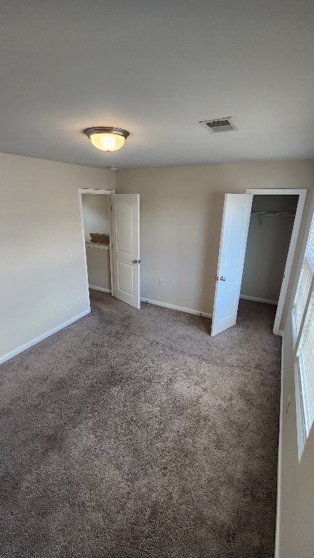 Building Photo - 4041 Liberty Ests Dr