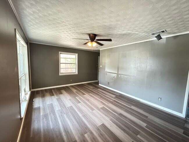 Foto del edificio - 2805 Belmoor Ave