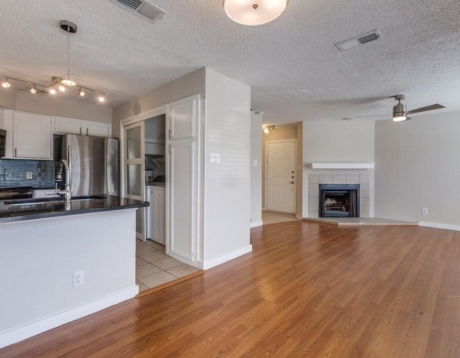 Foto del edificio - 4067 Beltway-4106