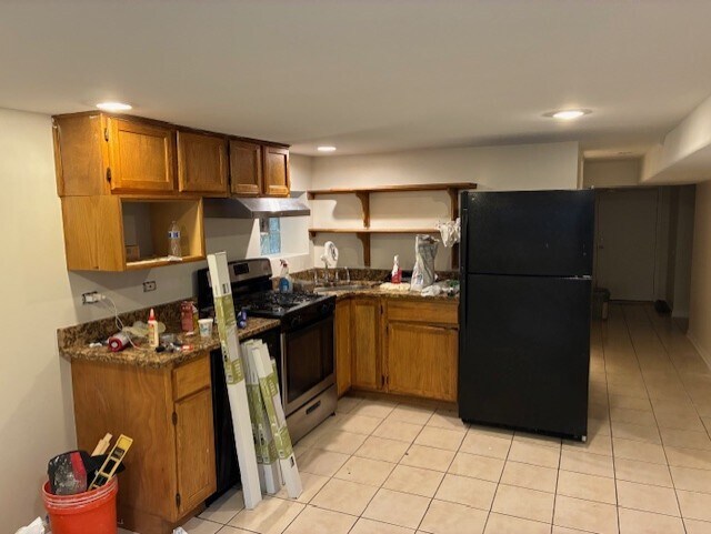 Kitchen - 2232 Ridgeland Ave