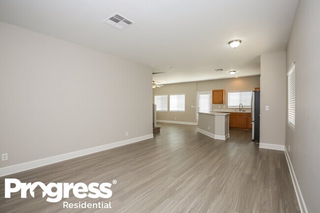 Foto del edificio - 813 Iron Stirrup Ave