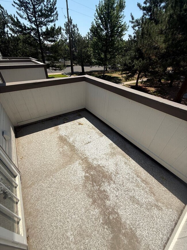 Foto del edificio - Updated 2 bedroom, 2 1/2 bath in Wheat Ridge