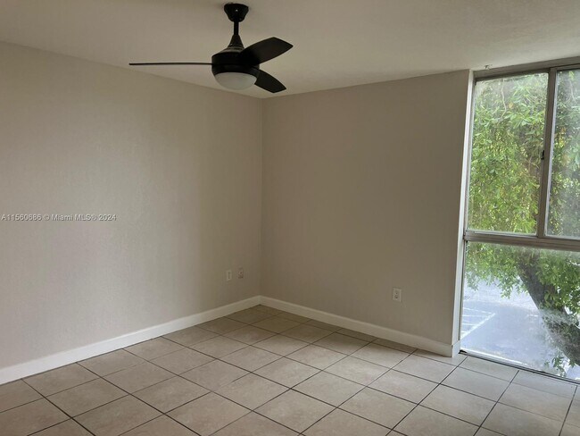 Building Photo - 7035 NW 186th St
